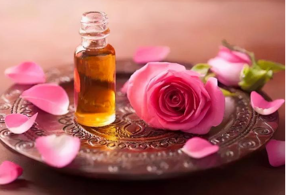 玫瑰精油是什么
