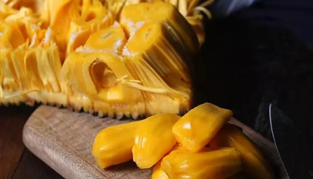 菠萝蜜怎么判断熟没熟(菠萝蜜的最佳成熟时间)图3