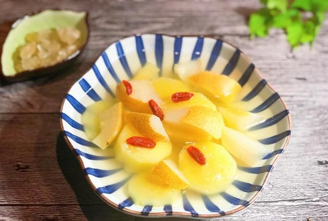 甘蔗别只啃着吃,冬日里做成4碗汤水,好喝又润燥,附挑选保存法图12