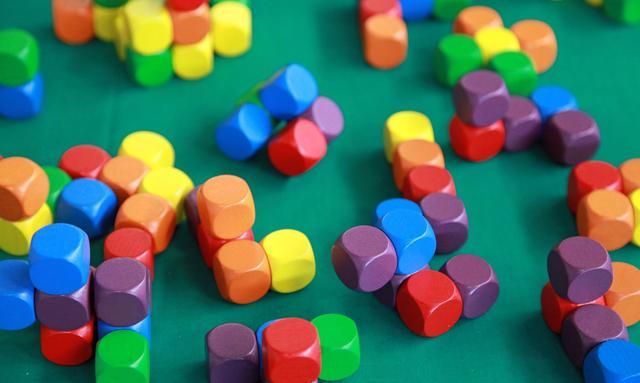 小孩子做事不专心怎么办 孩子做事不专心磨蹭怎么办