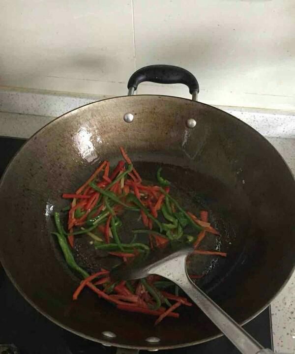 虾为什么不能吃死的,吃完虾不能吃的水果图6