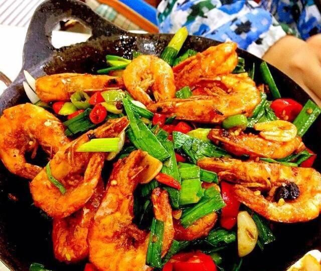 虾为什么不能吃死的,吃完虾不能吃的水果图8