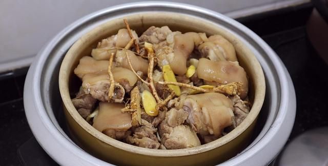 客家干蒸猪脚做法,客家蒸猪脚的做法图8