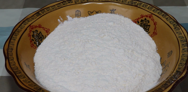 学会这个和面配方做出家常饼 家常饼怎么和面又软又好吃