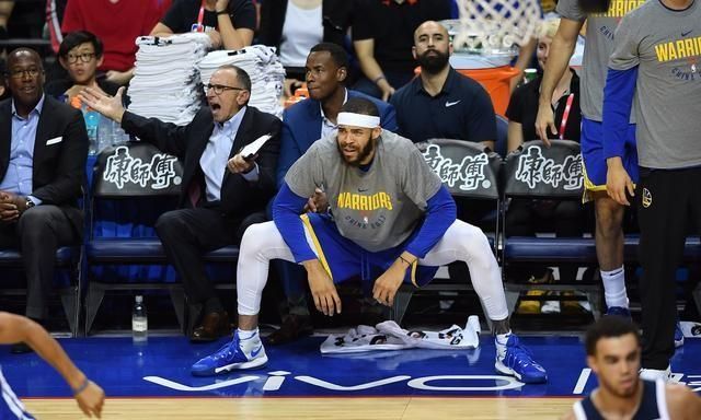 西决比赛中，勇士教练科尔为什么宁可派上没有经验的乔丹贝尔，也不用奇兵麦基图6