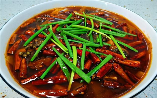 鸡肉焯水还有腥味 怎么处理 为什么鸡肉一焯水就很柴