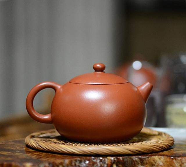 顶级小煤窑朱泥紫砂壶特点图6