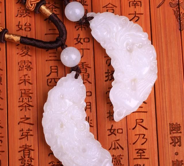 古人定情时都有哪些信物(古人的定情信物的现存文物)图7