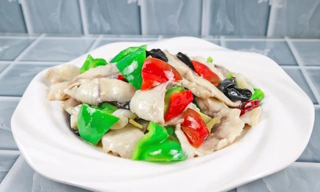 怎么做鱼片才能滑嫩又不容易散 炒生鱼片怎么做鱼片嫩而不散