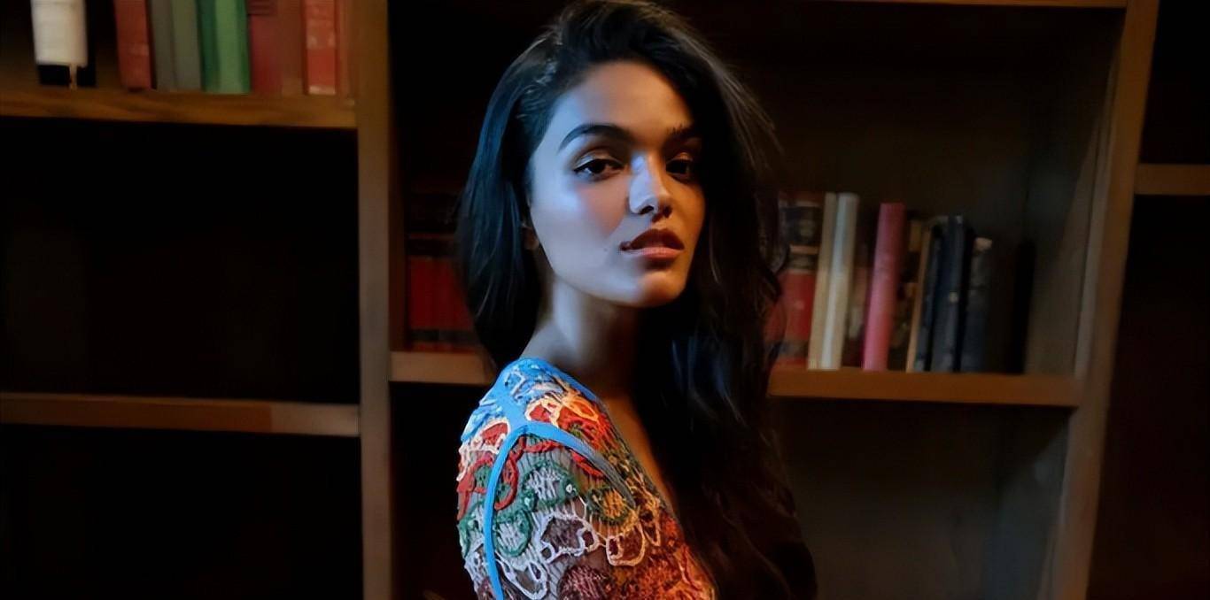 相互扶持!《白雪公主》女主发声,支持《小美人鱼》黑人女主 相互扶持!《白雪公主》女主发声,支持《小美人鱼》黑人女主