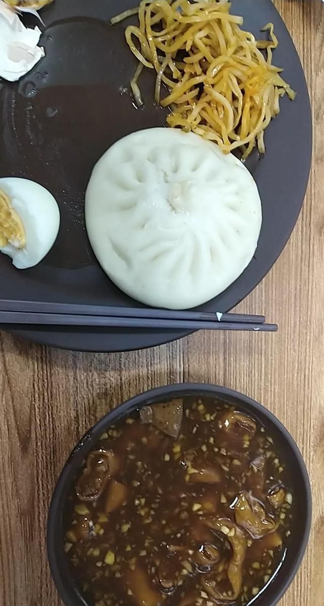 北京早餐炒肝是什么东西