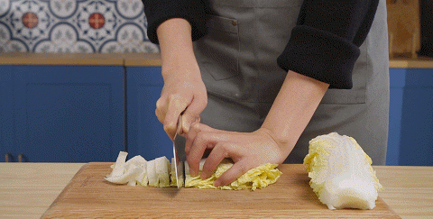 正宗烂糊白菜的做法(5 道快手素菜营养只需10分钟)图2