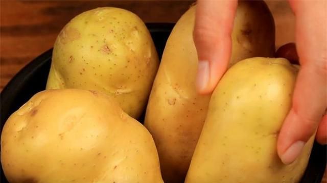 用土豆做的早餐饼实在太香 土豆早餐饼的做法窍门